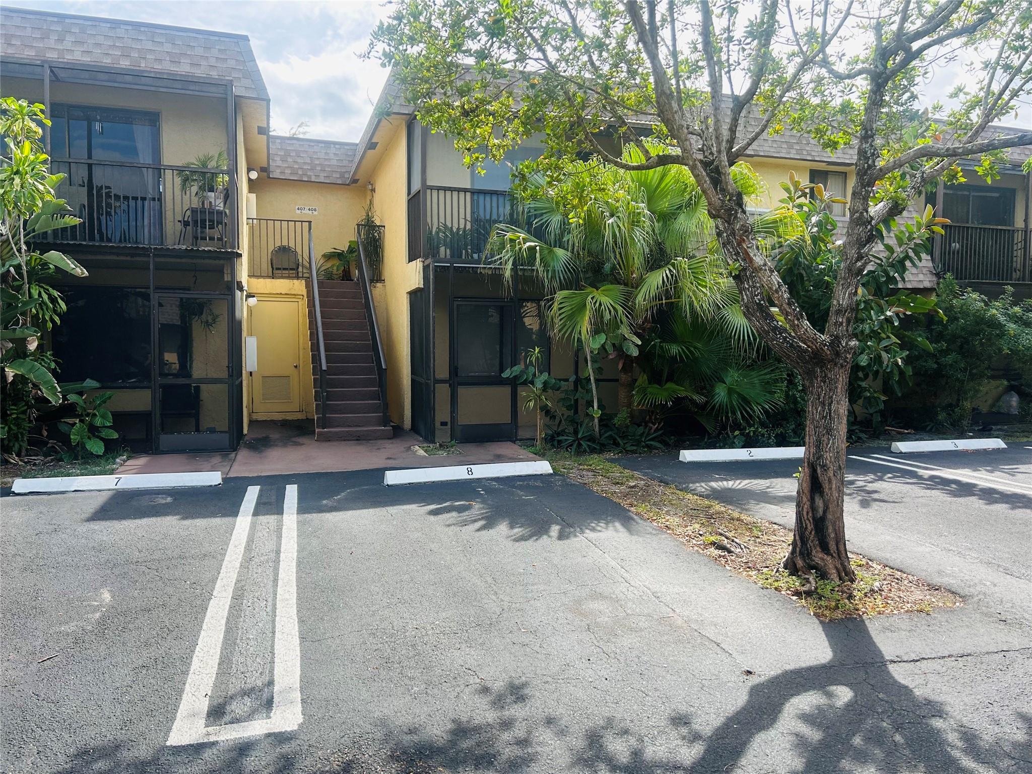 Village Townhouse-Pompano - Residential Lease