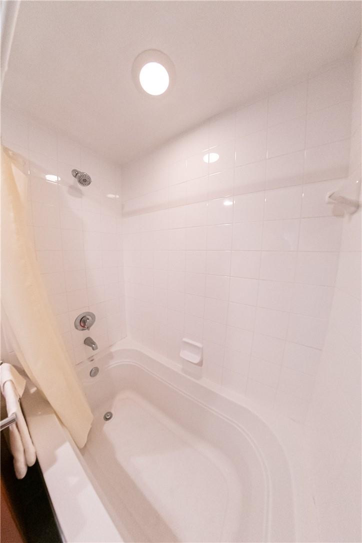 WAVERLY AT LAS OLAS - Residential