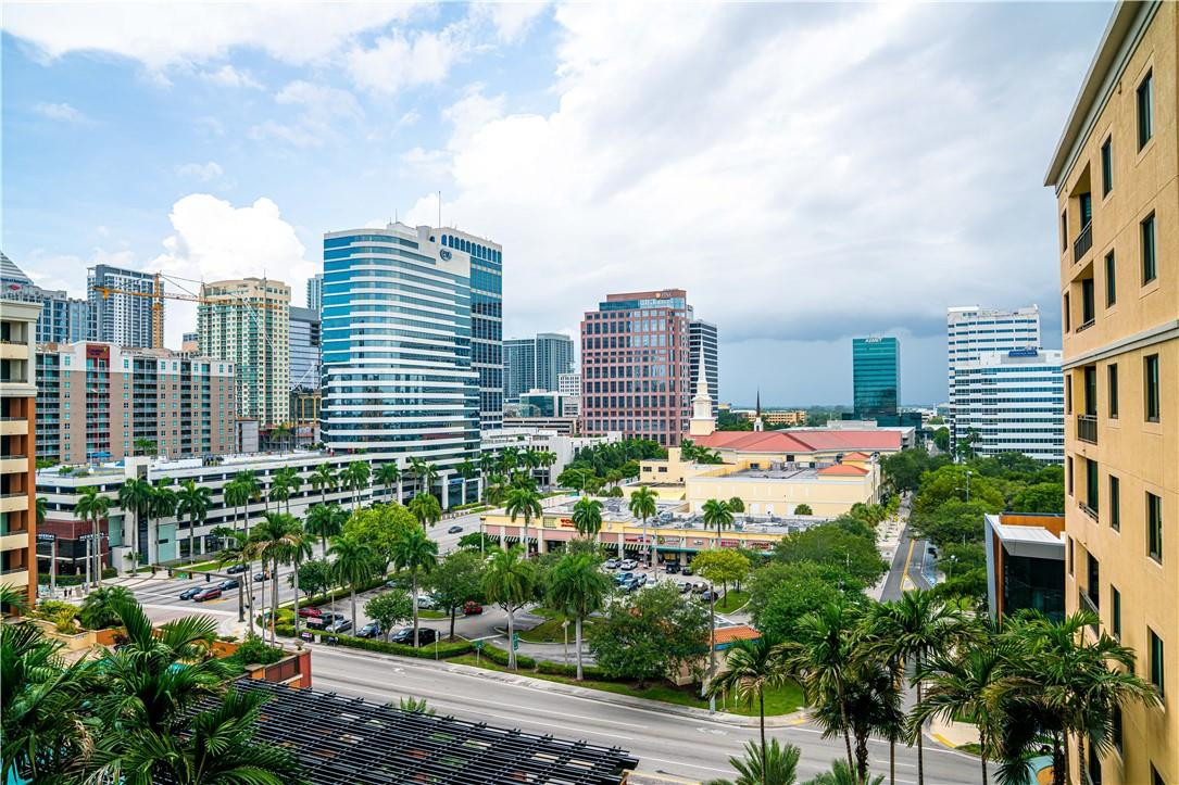 WAVERLY AT LAS OLAS - Residential