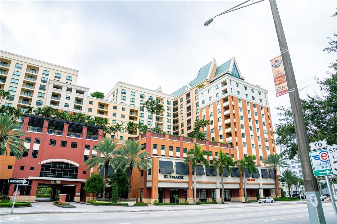 WAVERLY AT LAS OLAS - Residential