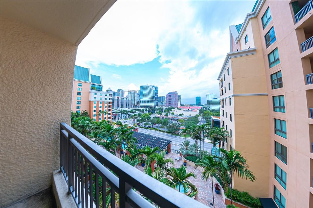 WAVERLY AT LAS OLAS - Residential