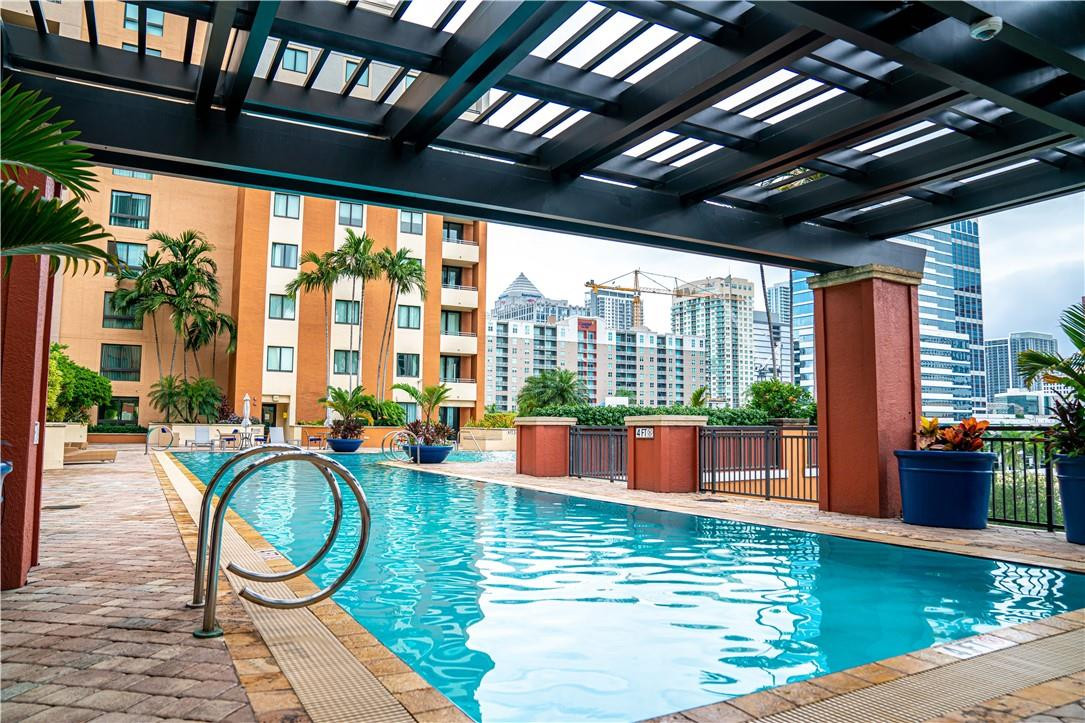 WAVERLY AT LAS OLAS - Residential