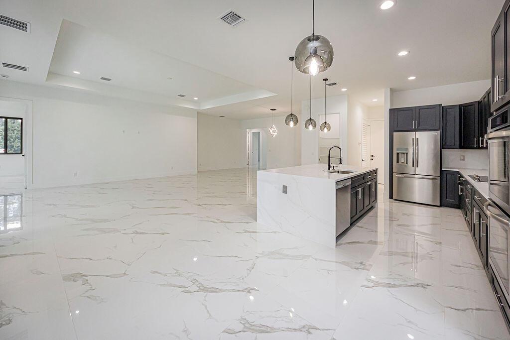N/A - Residential Lease