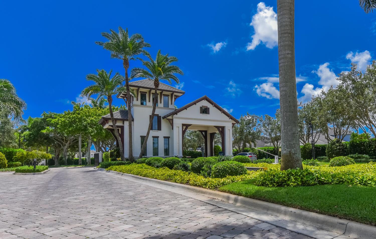 ROYAL PALM POLO PLAT - Residential Lease