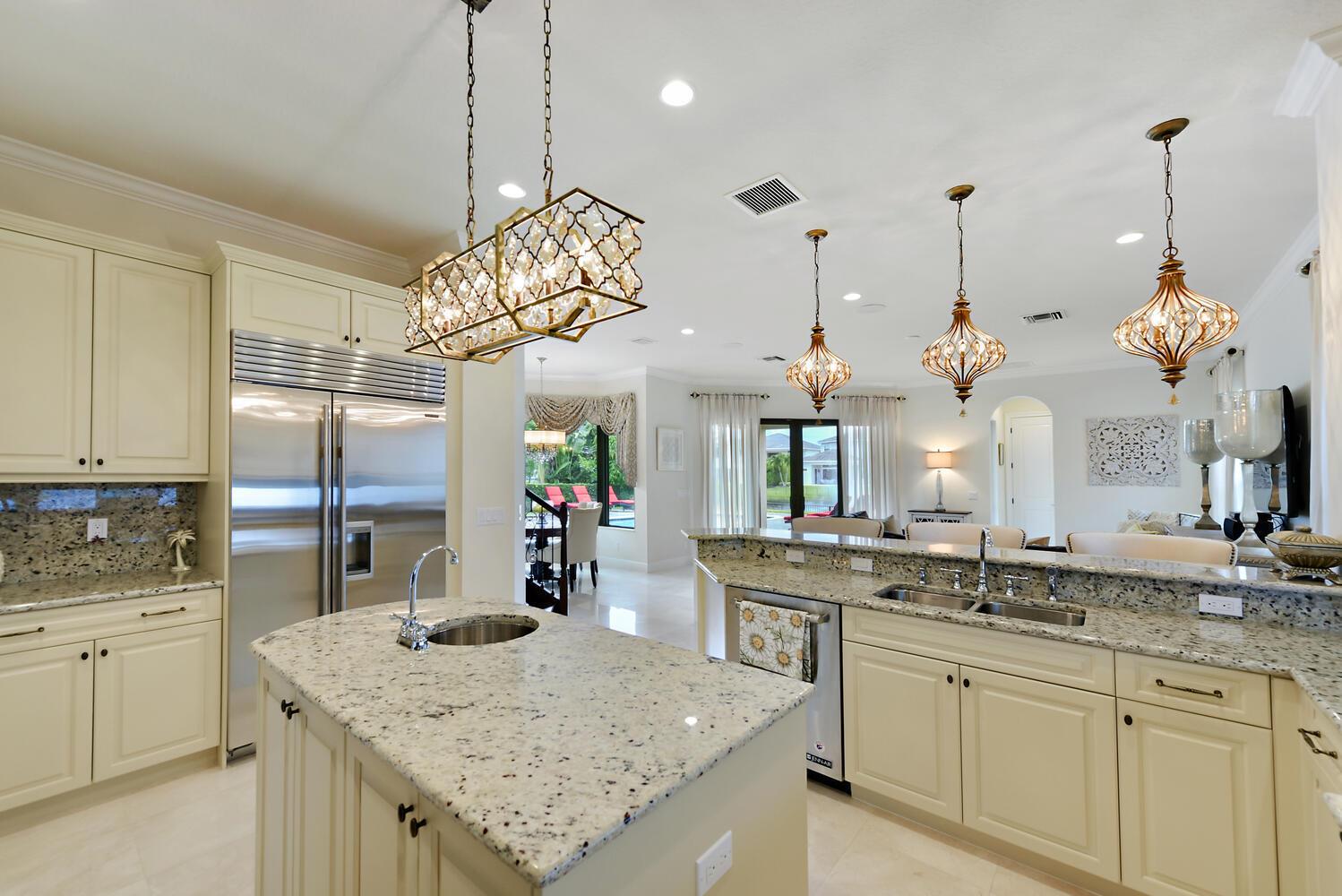 ROYAL PALM POLO PLAT - Residential Lease