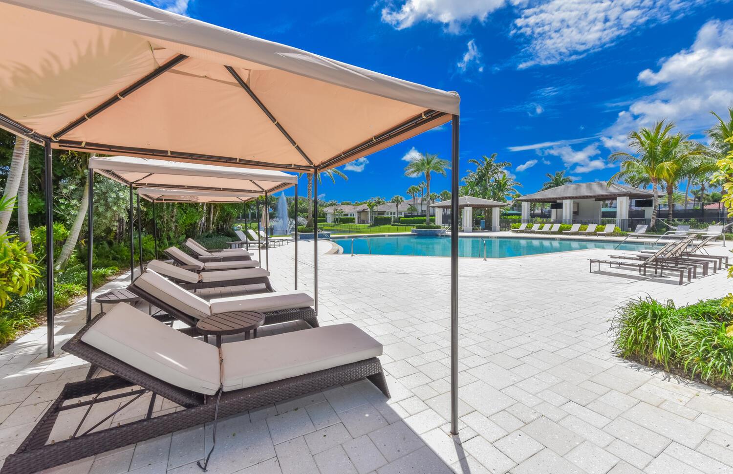 ROYAL PALM POLO PLAT - Residential Lease