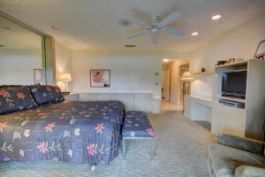 PALMS OF BOCA LAGO CONDO - Residential