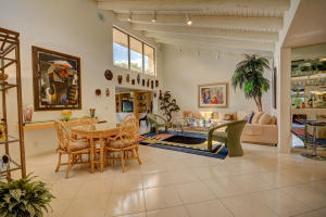 PALMS OF BOCA LAGO CONDO - Residential