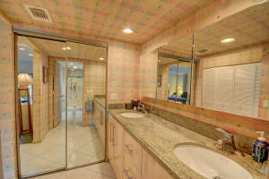 PALMS OF BOCA LAGO CONDO - Residential