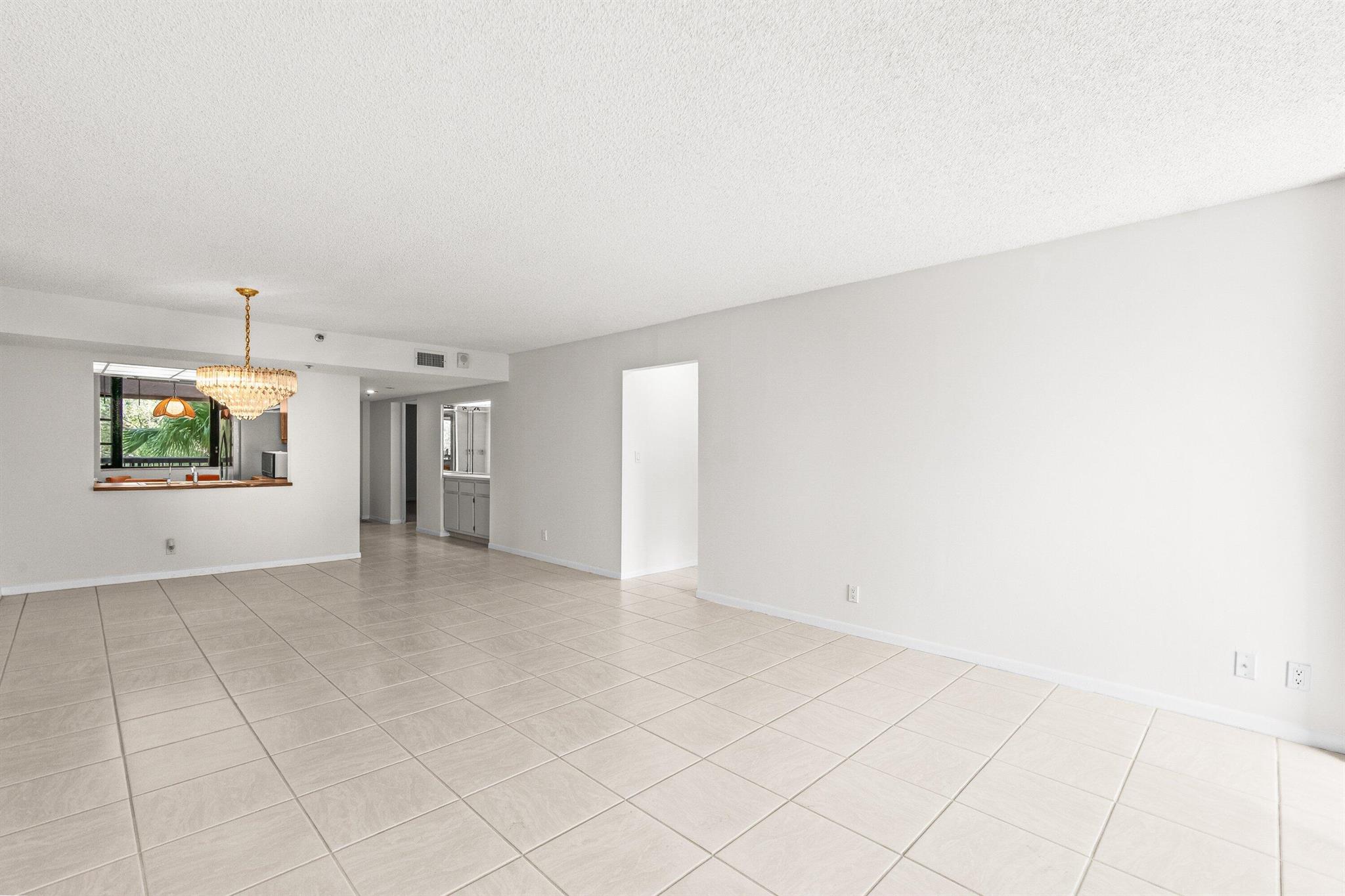 GLENS CONDO - Residential