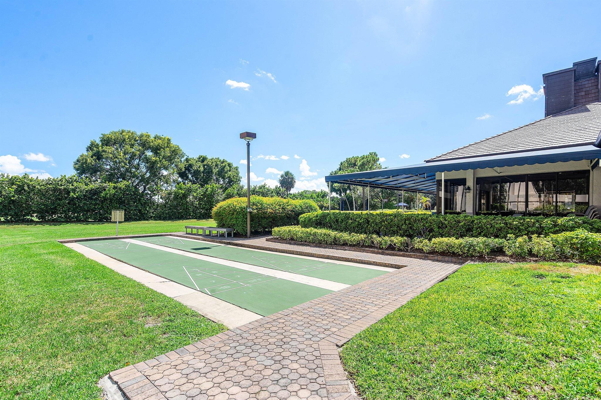 GLENS CONDO - Residential