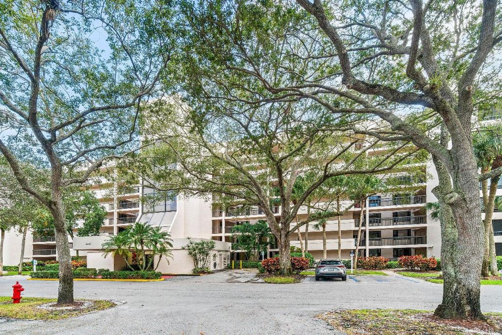 Photo of 6620 Boca Del Mar Drive #407, Boca Raton, FL 33433 (MLS # R11143686)