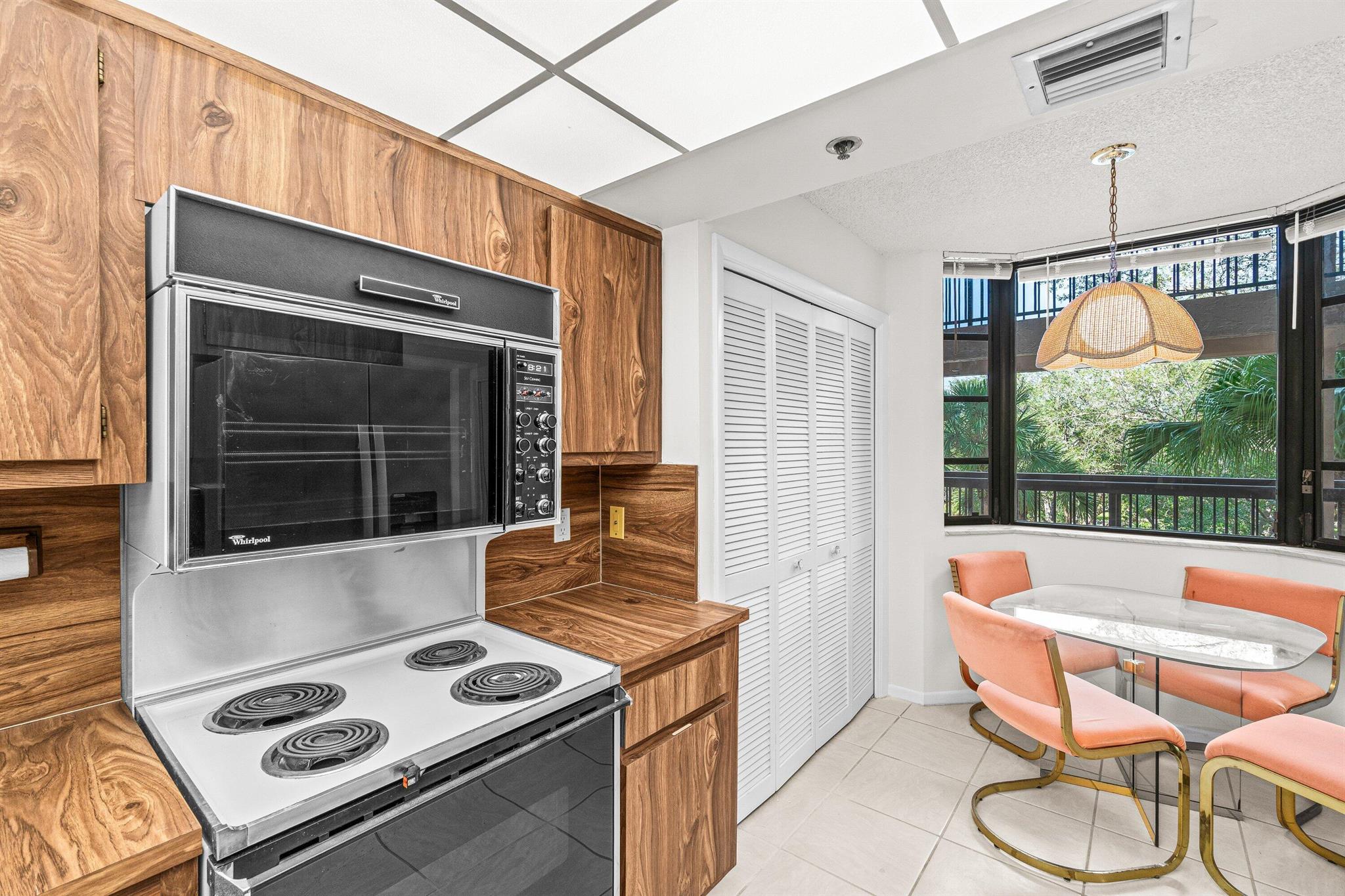 GLENS CONDO - Residential