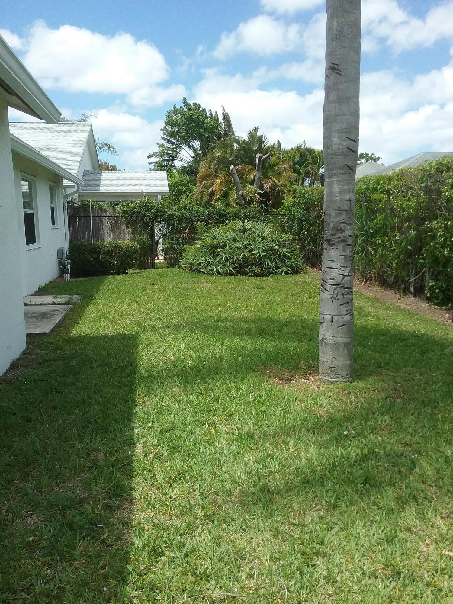 OLIVE TREE PAR 6C - Residential Lease