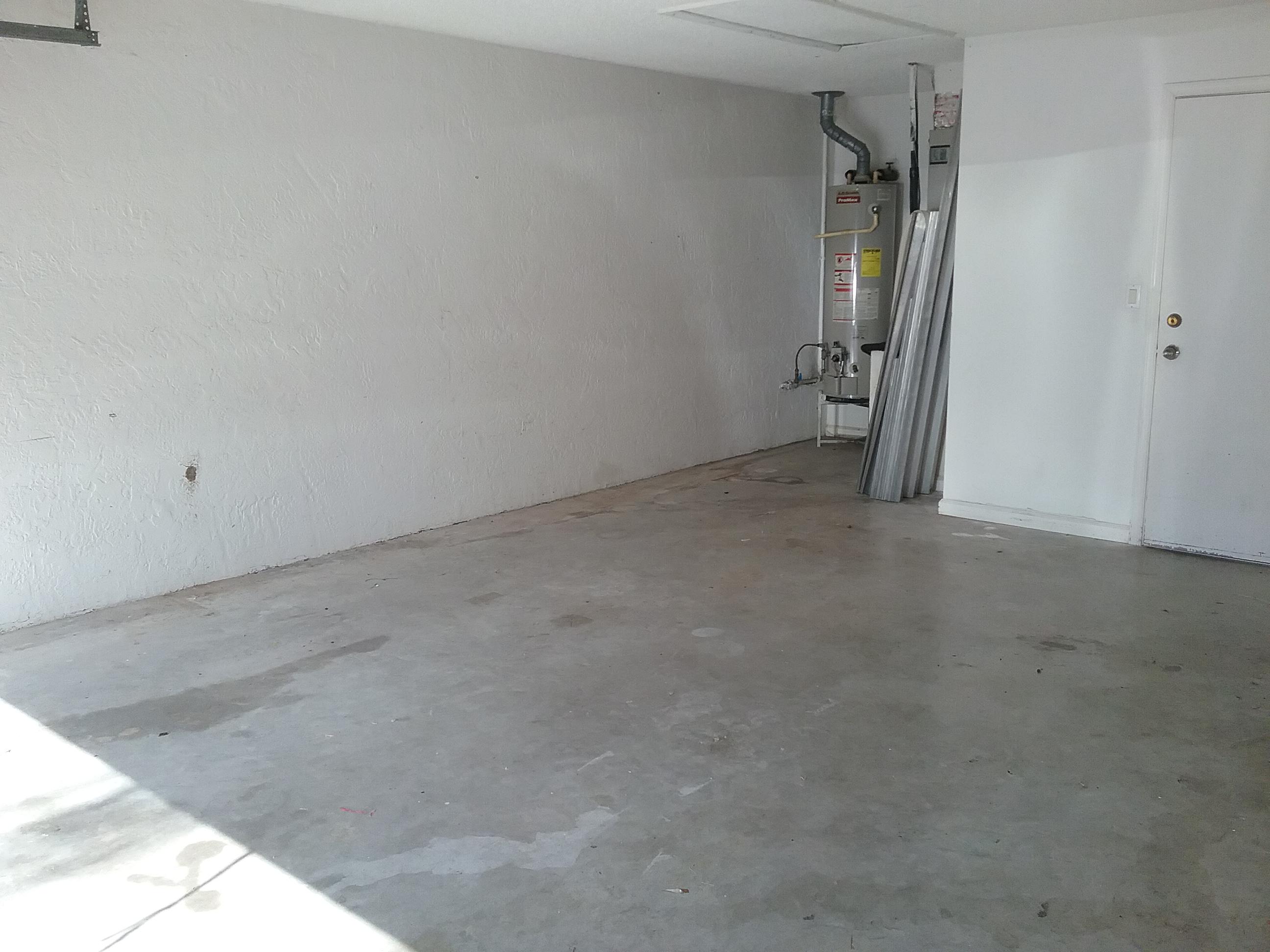 OLIVE TREE PAR 6C - Residential Lease