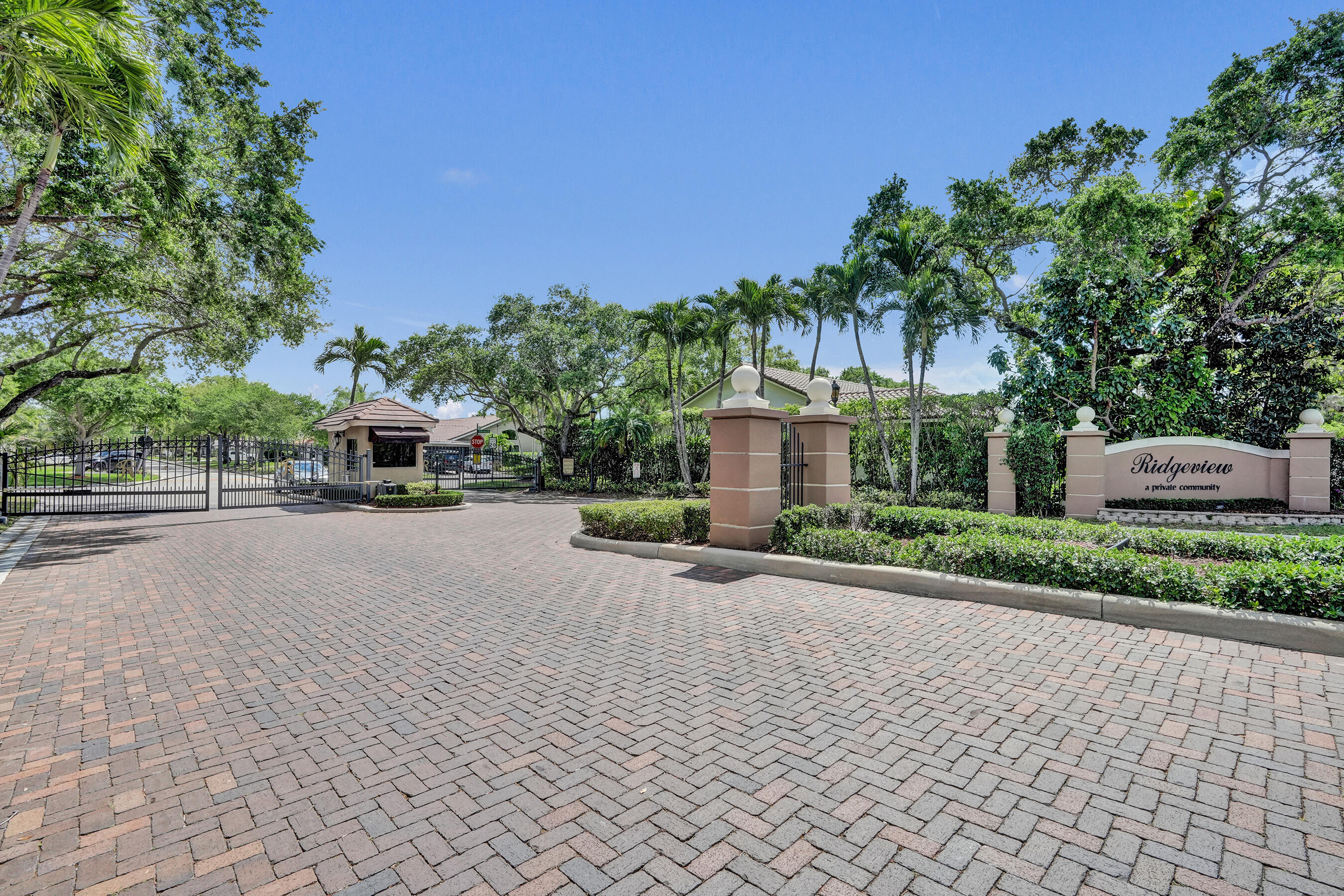 RIDGEVIEW - Residential