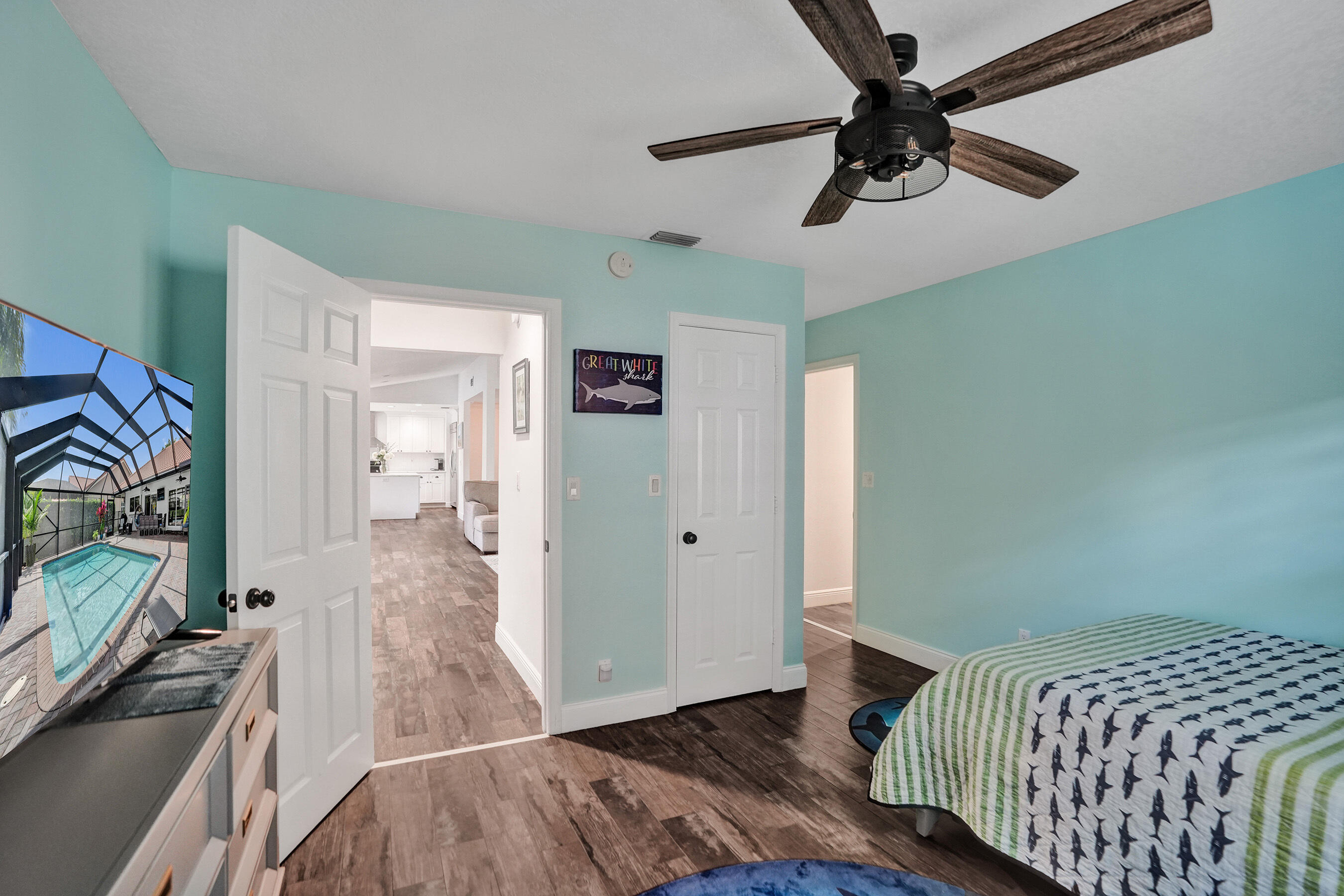 RIDGEVIEW - Residential