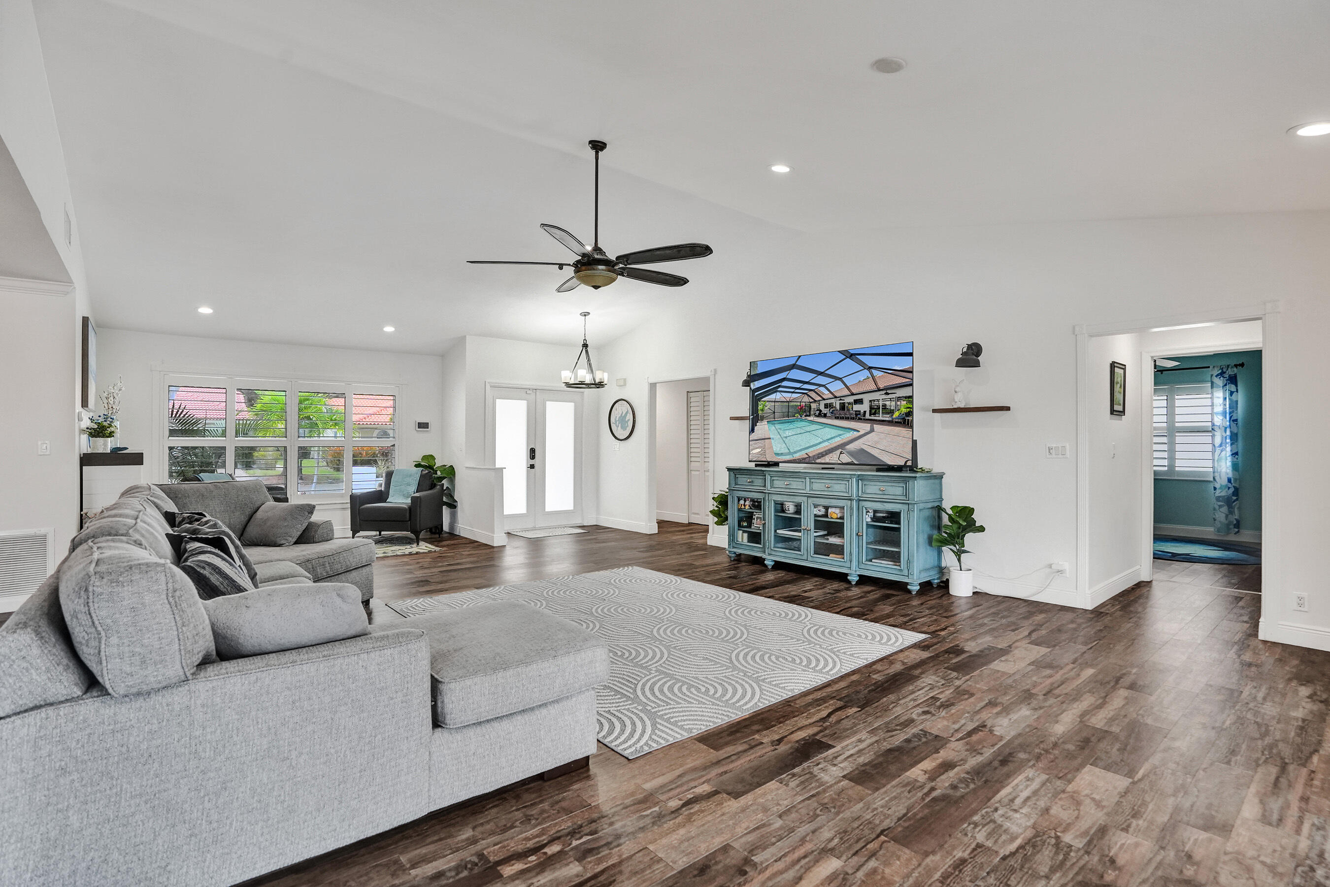 RIDGEVIEW - Residential