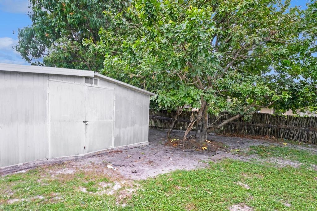 South Hollywood Amd 4-10 - Residential