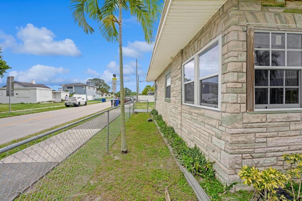 South Hollywood Amd 4-10 - Residential