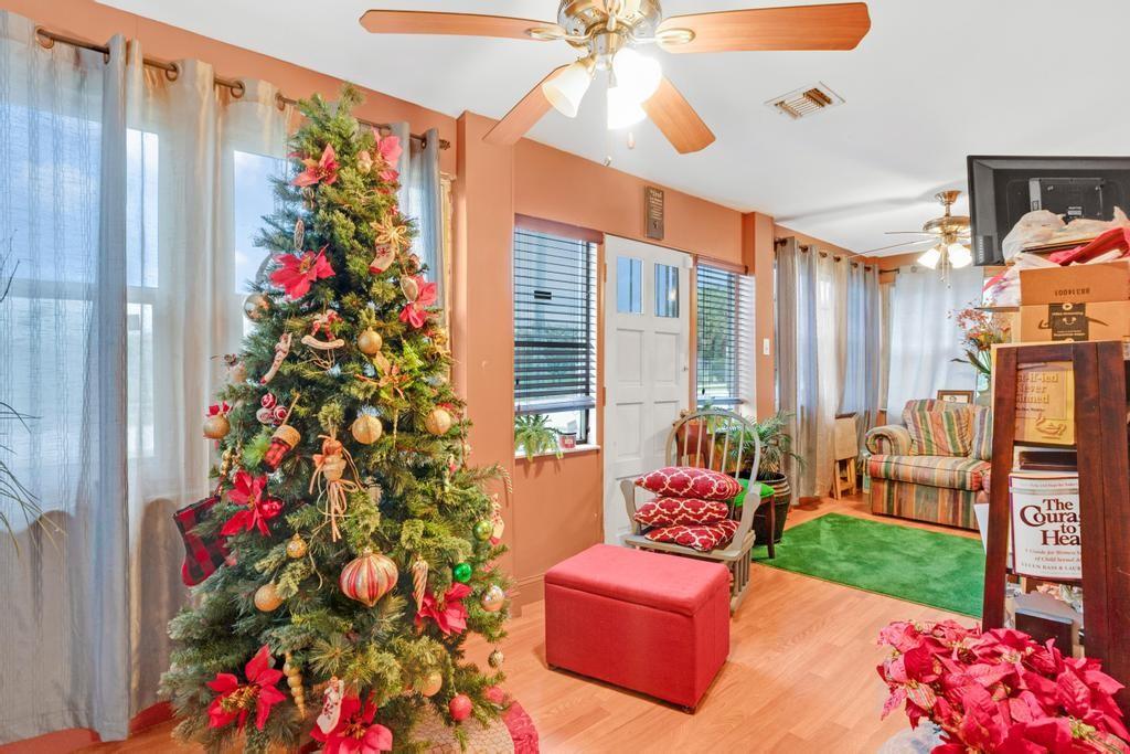 South Hollywood Amd 4-10 - Residential