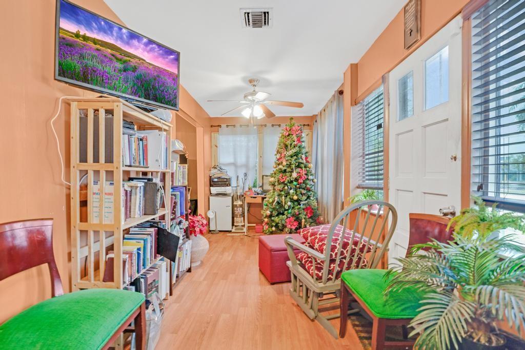 South Hollywood Amd 4-10 - Residential