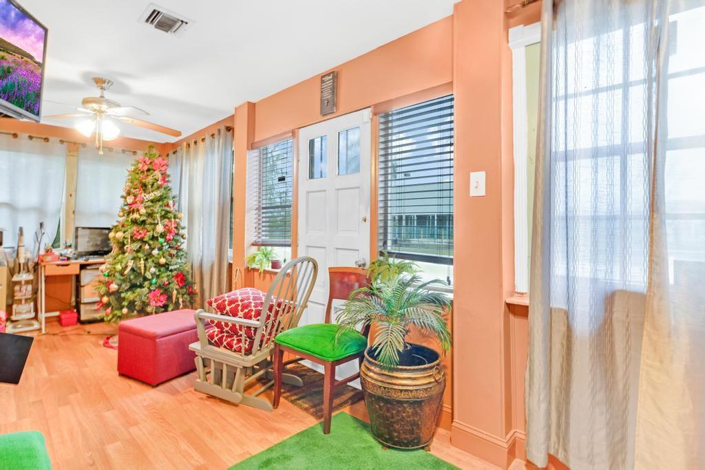 South Hollywood Amd 4-10 - Residential