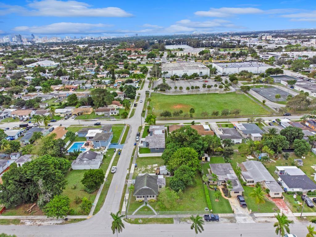 South Hollywood Amd 4-10 - Residential