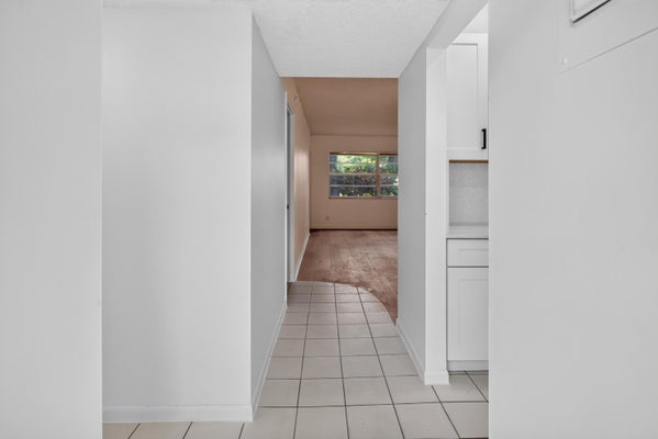 5061 W OAKLAND PARK BLVD APT 113, LAUDERDALE LAKES, FL 33313 - Image 29c2cf4cfa8cb405f00445d7fa206bce/1617349977