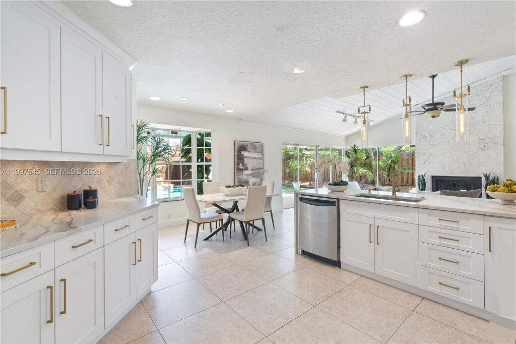 WOODLANDS SEC 2 - Residential