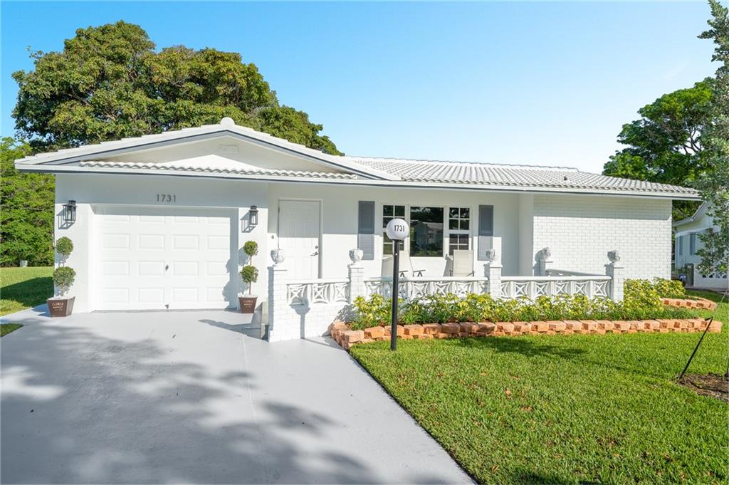 Lauderdale West 3 Sec 83- - Residential