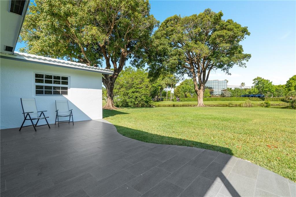 Lauderdale West 3 Sec 83- - Residential
