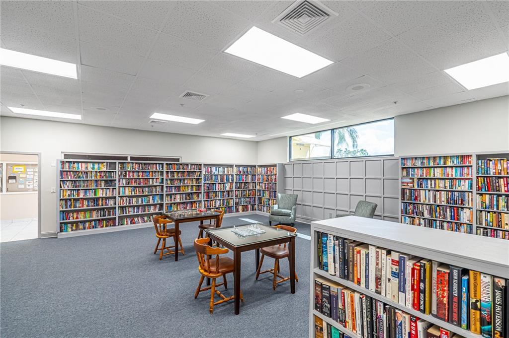 Lauderdale West 3 Sec 83- - Residential