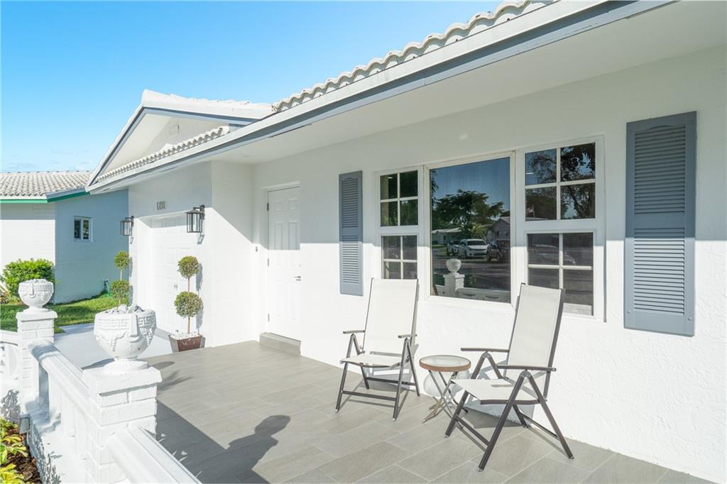 Lauderdale West 3 Sec 83- - Residential
