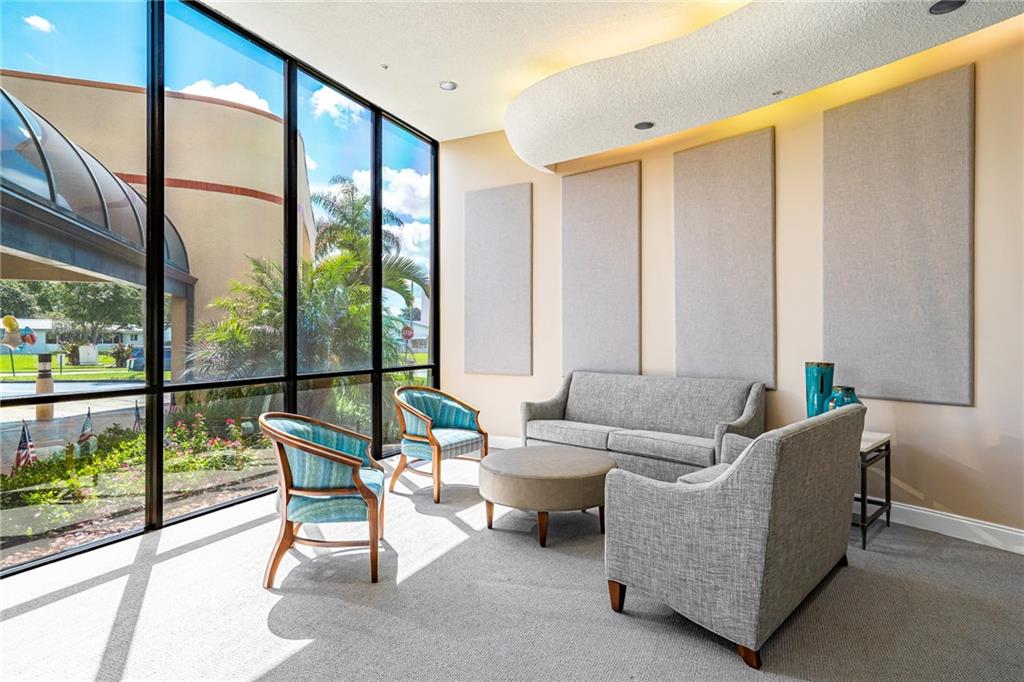 Lauderdale West 3 Sec 83- - Residential