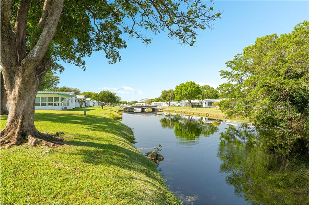 Lauderdale West 3 Sec 83- - Residential