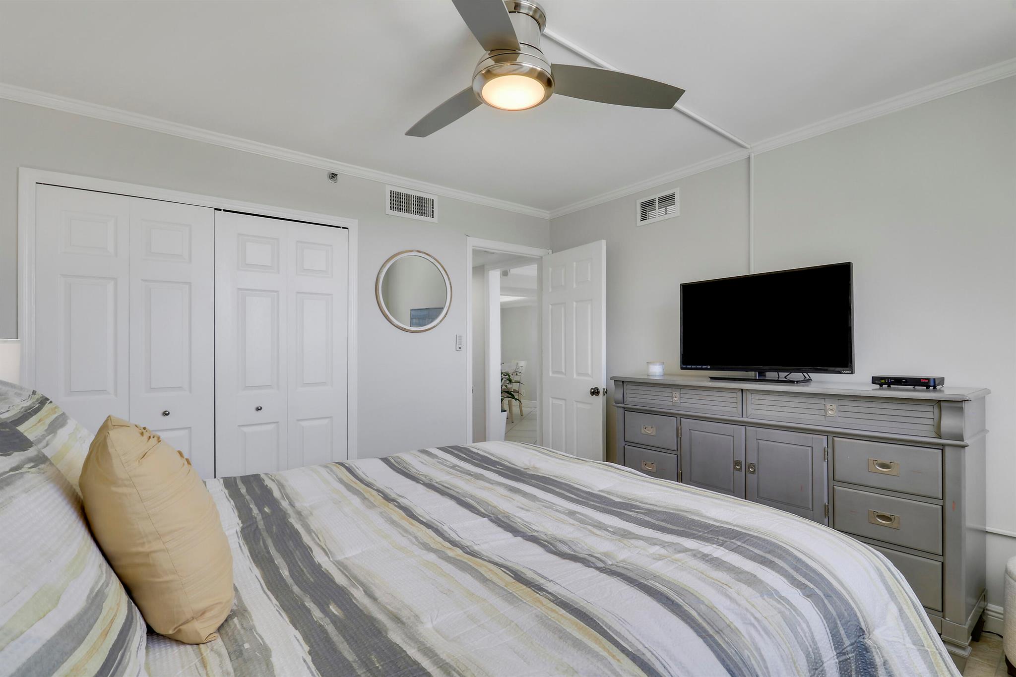 OCEAN TRAIL CONDO I - Residential Lease