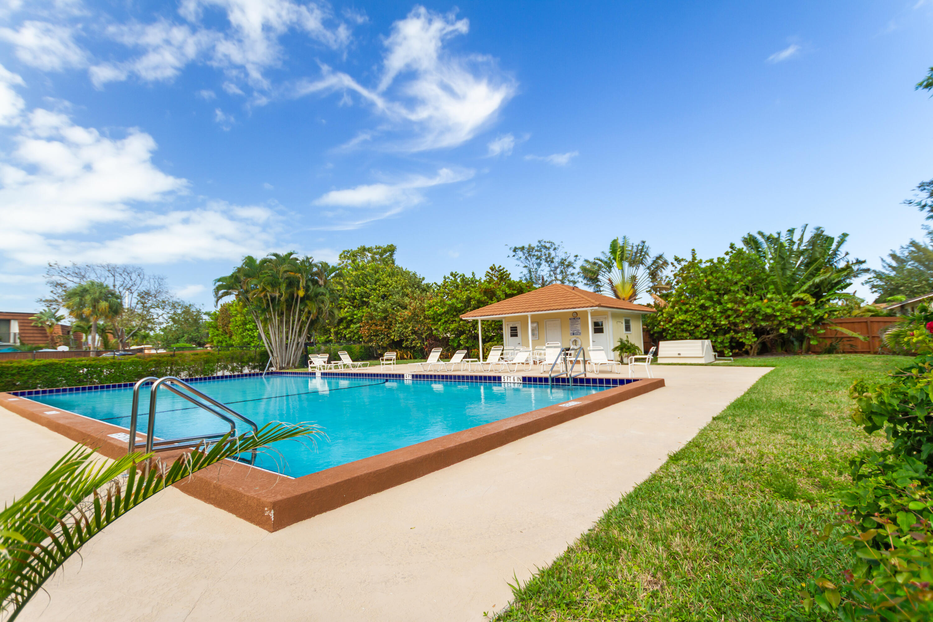 TEQUESTA HILLS CONDO - Residential Lease