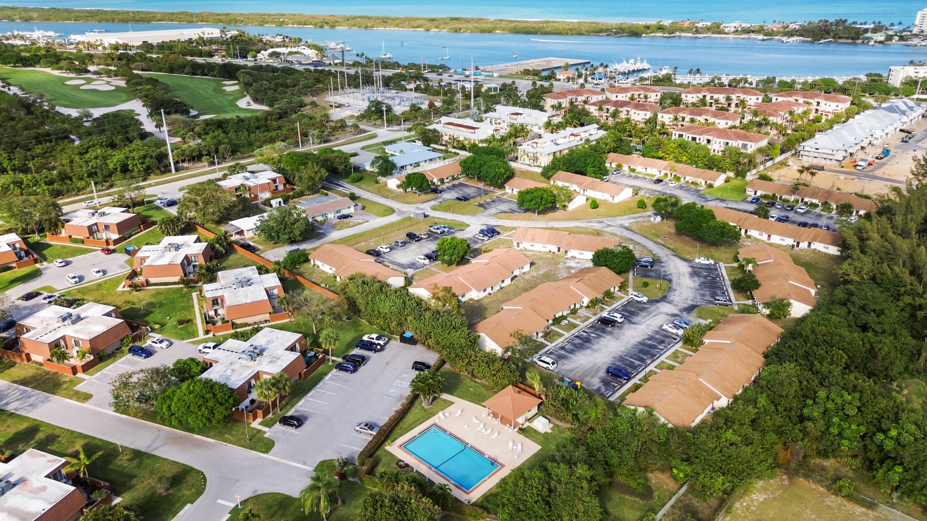 TEQUESTA HILLS CONDO - Residential Lease