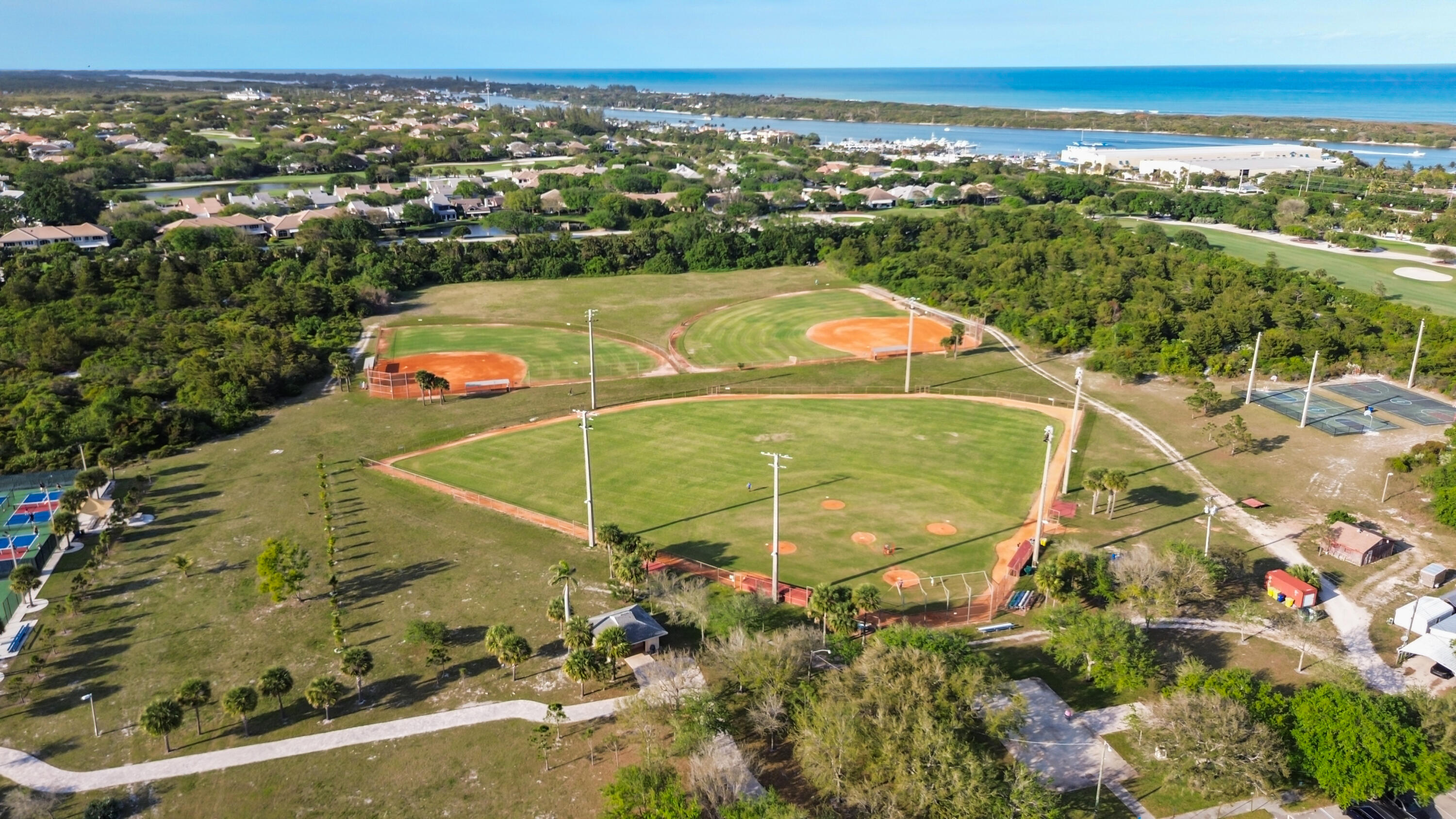 TEQUESTA HILLS CONDO - Residential Lease