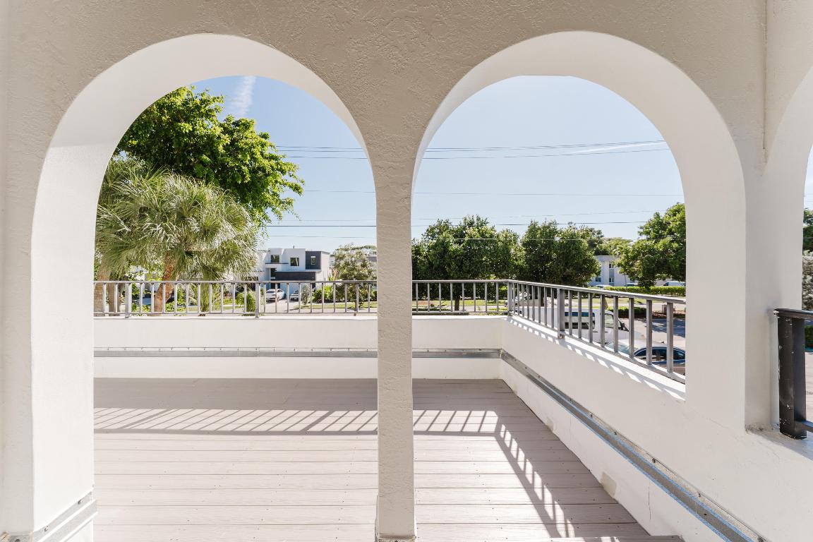 DELRAY MNR - Residential Lease