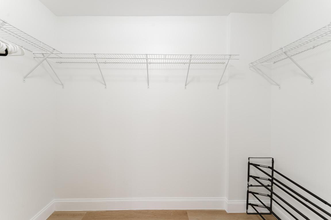 DELRAY MNR - Residential Lease