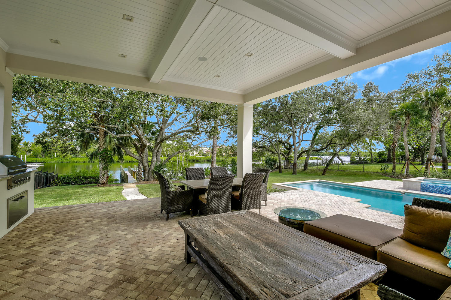 JUPITER RIVER ESTATES - Residential