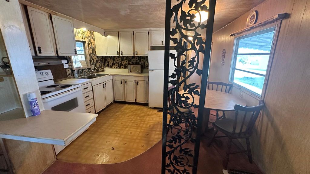 Photo of 8429 SE Eagle Avenue, Hobe Sound, FL 33455 (MLS # R11051107)