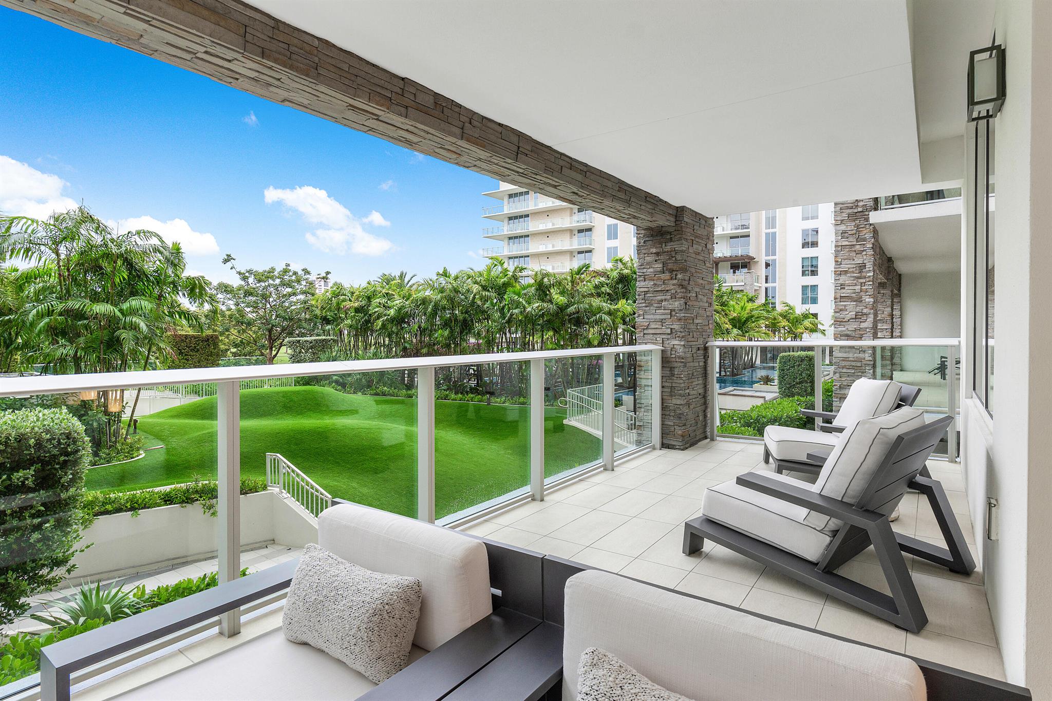 200 SE Mizner Boulevard 307