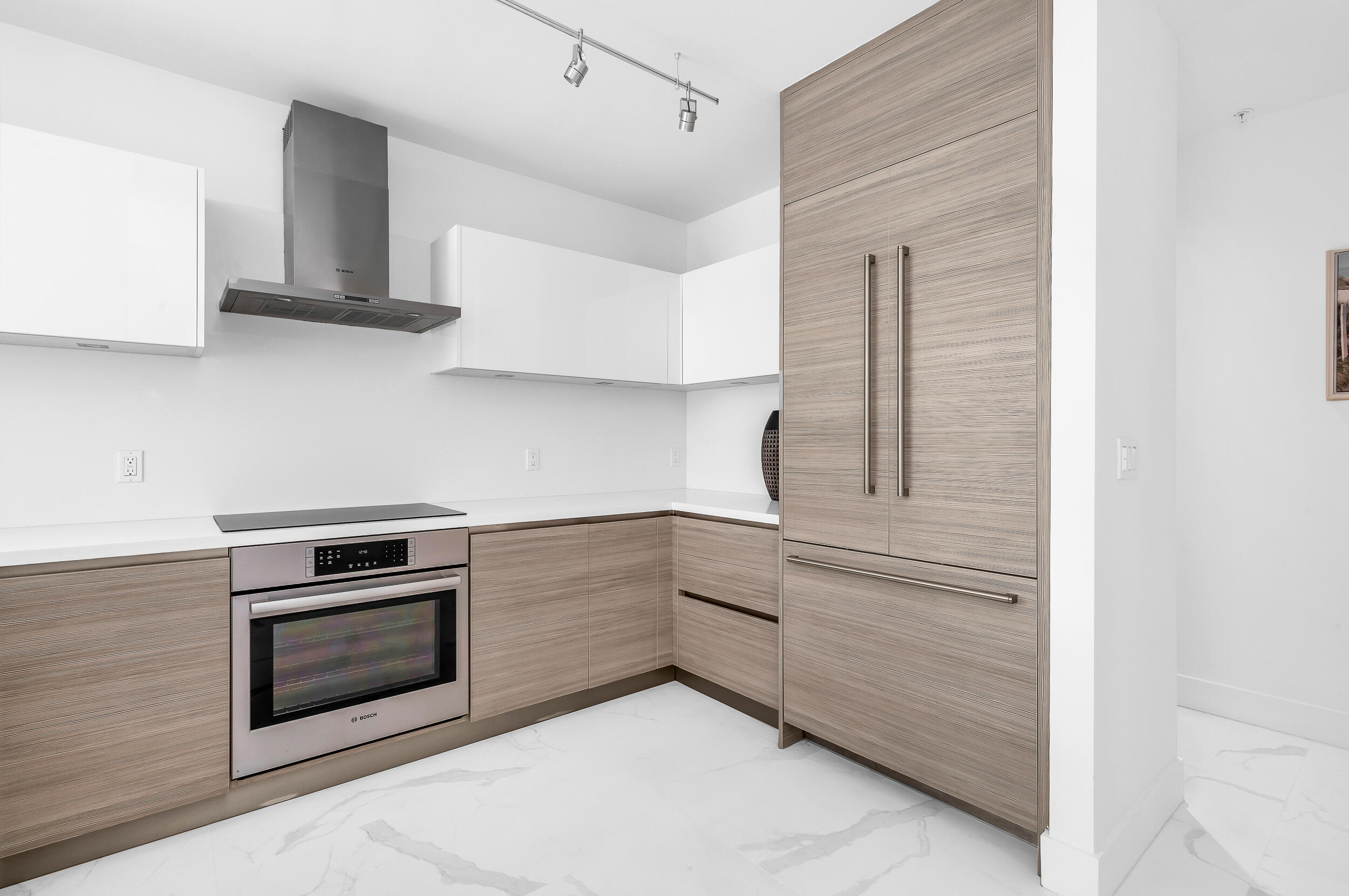 TOWER 155 CONDO - Residential Lease