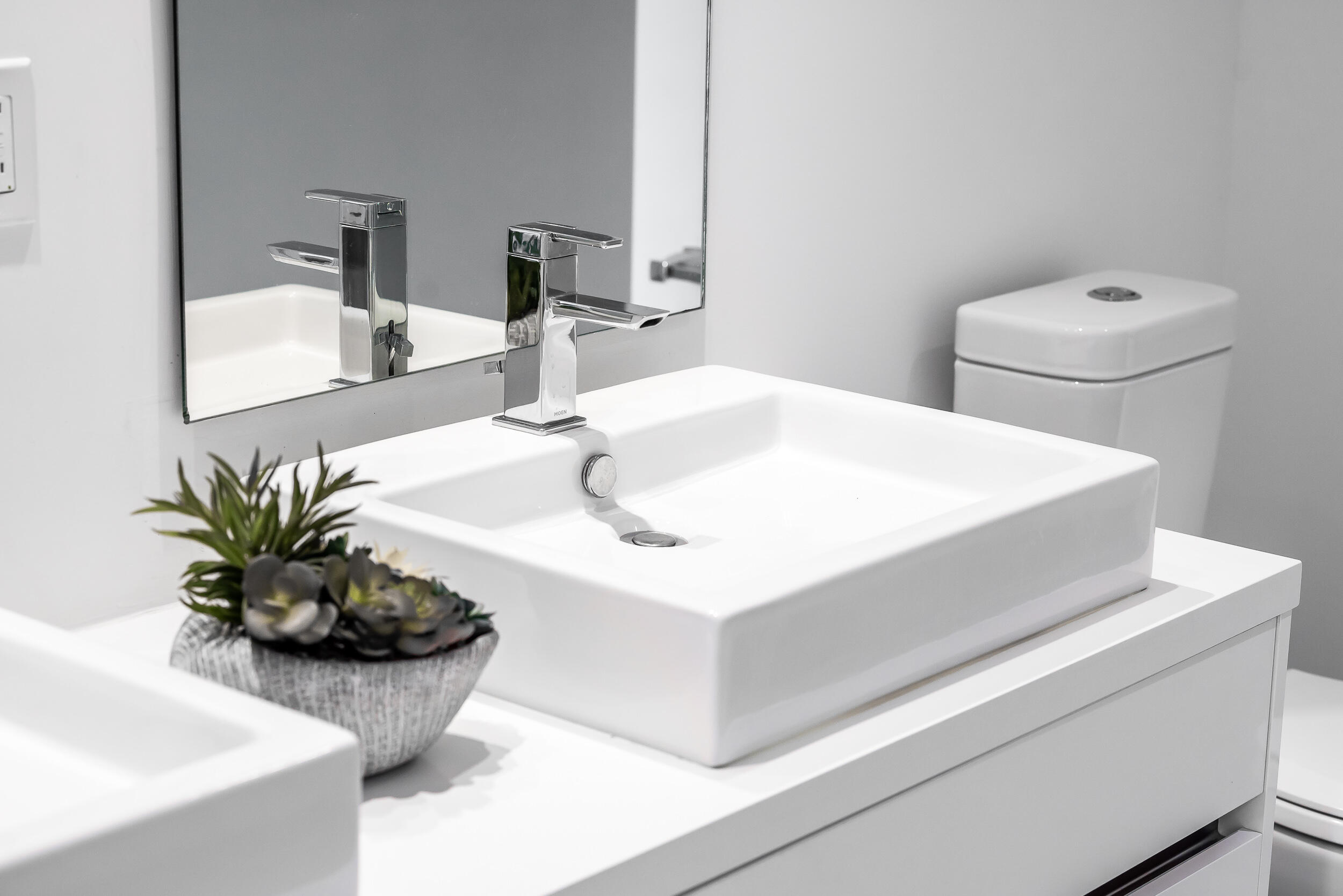 TOWER 155 CONDO - Residential Lease