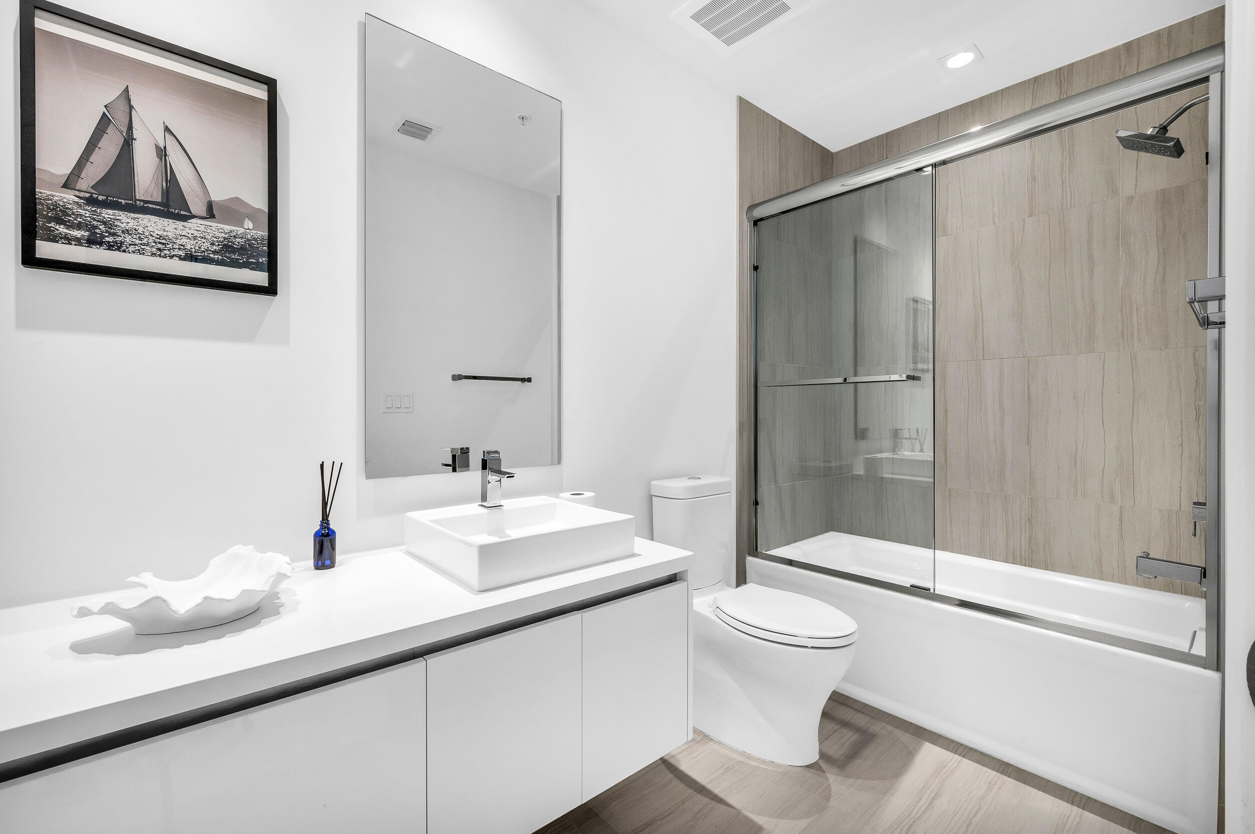 TOWER 155 CONDO - Residential Lease