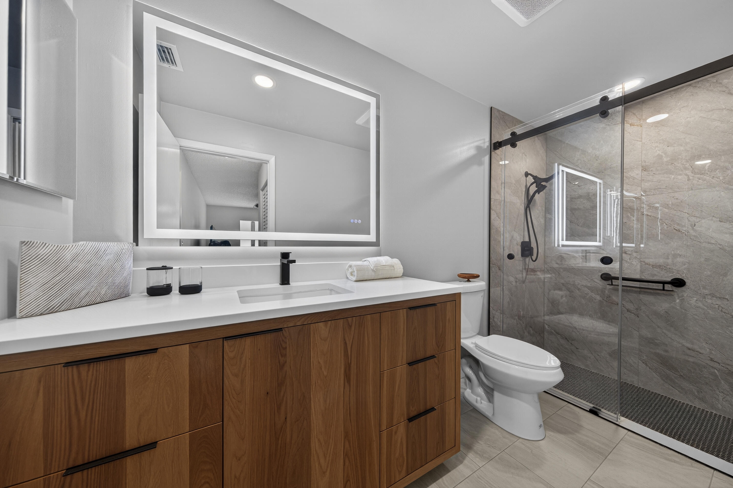 WHISPER WALK - Residential