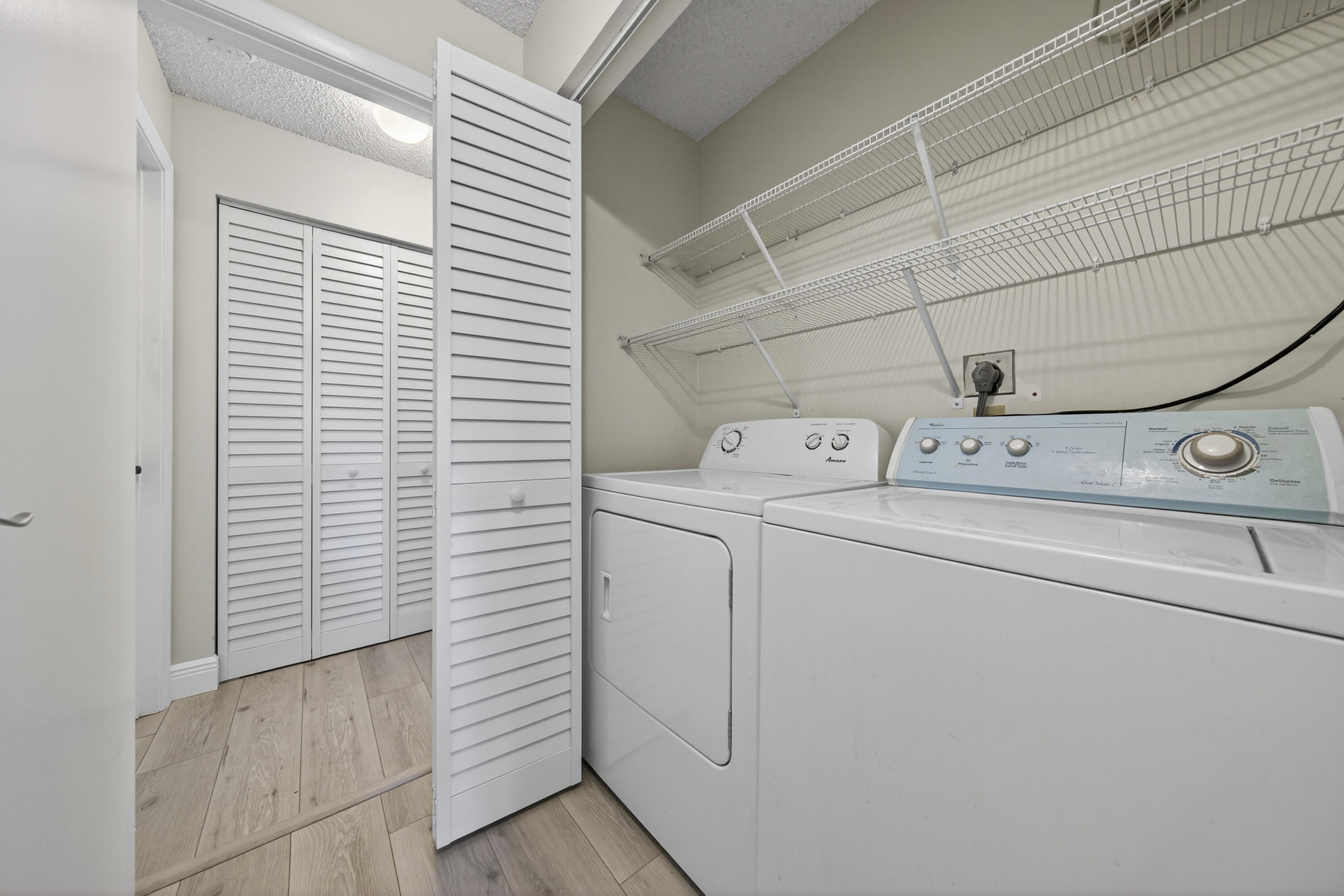 WHISPER WALK - Residential